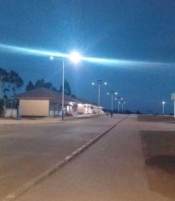 盘锦市非洲科特迪瓦太阳能路灯工程